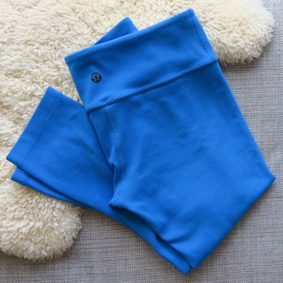 lululemon athletica Pants - Lululemon Wunder Under Crops